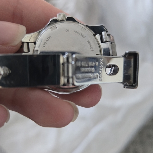 1 Inch Stainless Steel & Sapphire Blue Fossil Watch with Swarovski Crystals - Picture 4 of 6